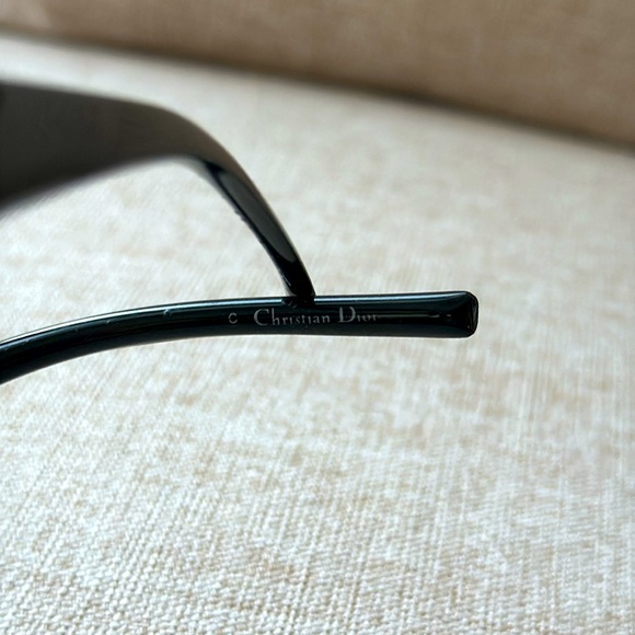 Dior Black Rectangular Glasses with Crystal Heart and Arrow Details - Picture 5 of 7